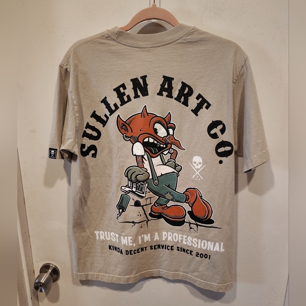 Sullen Art Co. Buckle Exclusive Chateau Gray Graphic T-shirt Sz S Petite Casual